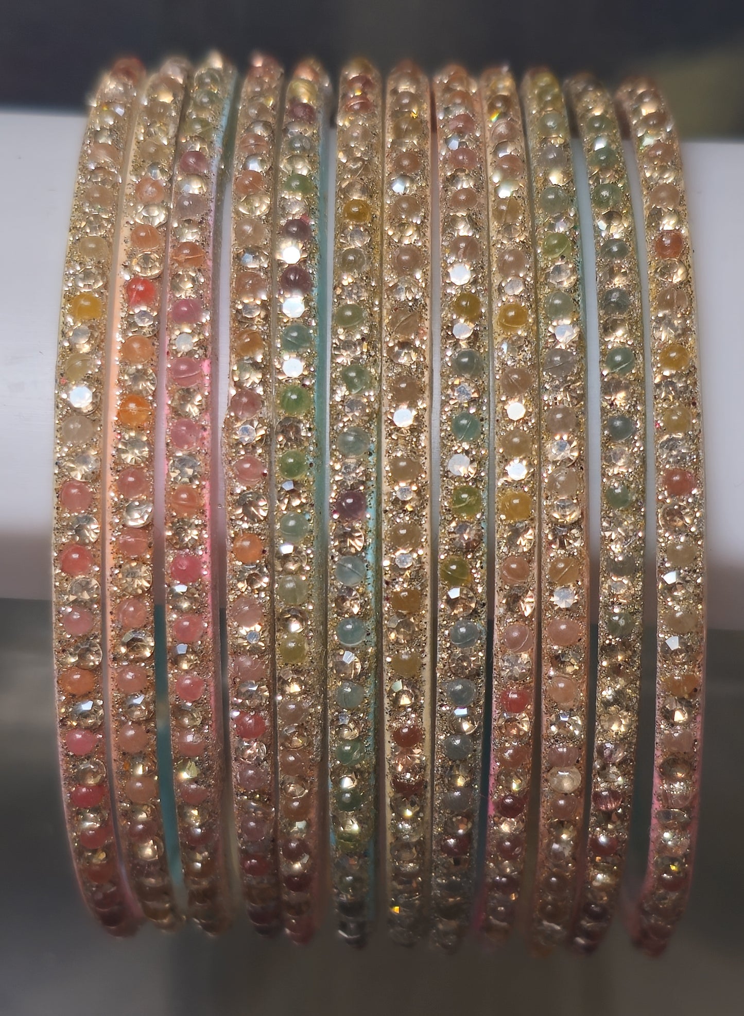 Vinveli Glass Bangle (Dozen - 12 Bangle)