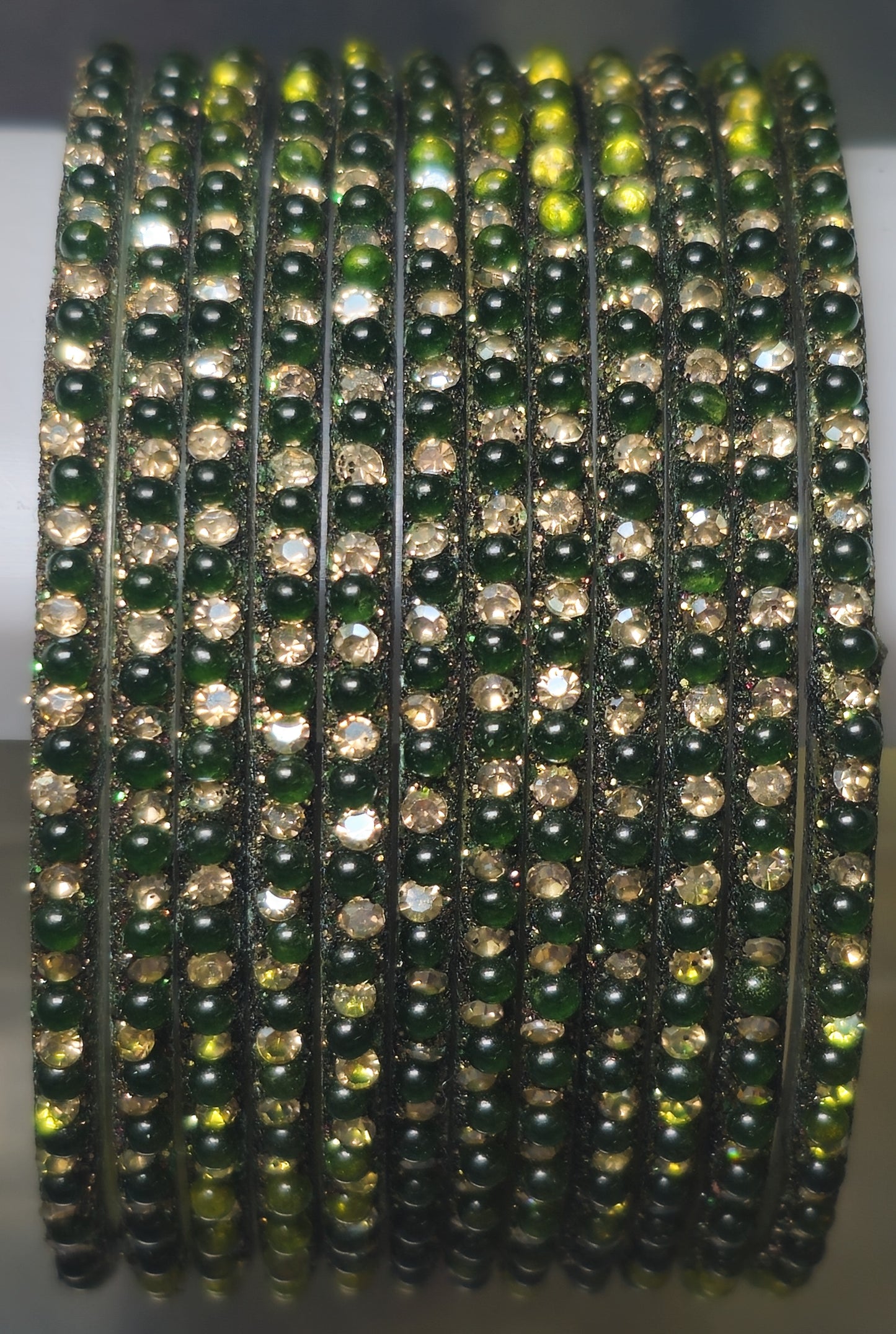 Vinveli Glass Bangle (Dozen - 12 Bangle)