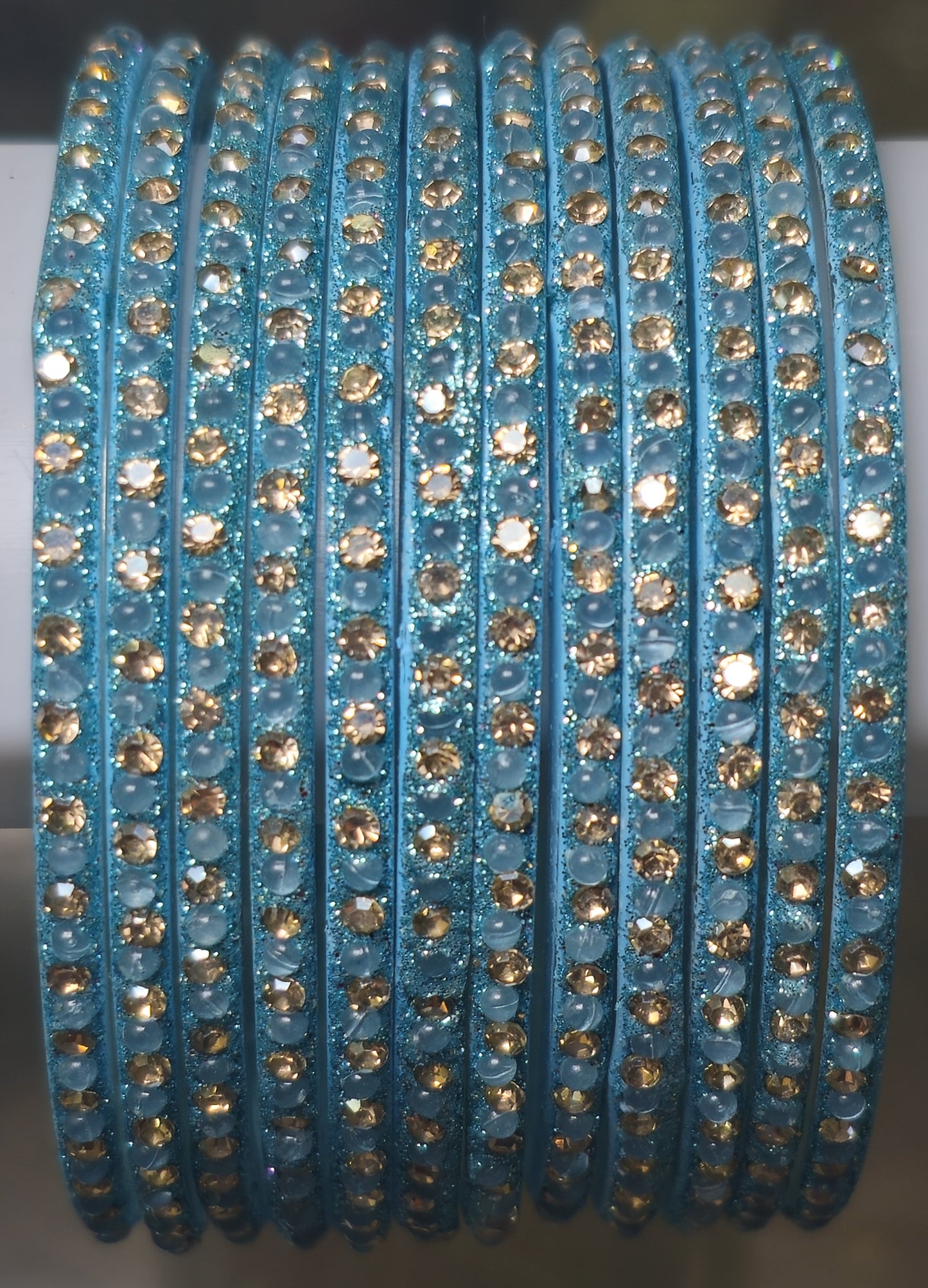 Vinveli Glass Bangle (Dozen - 12 Bangle)
