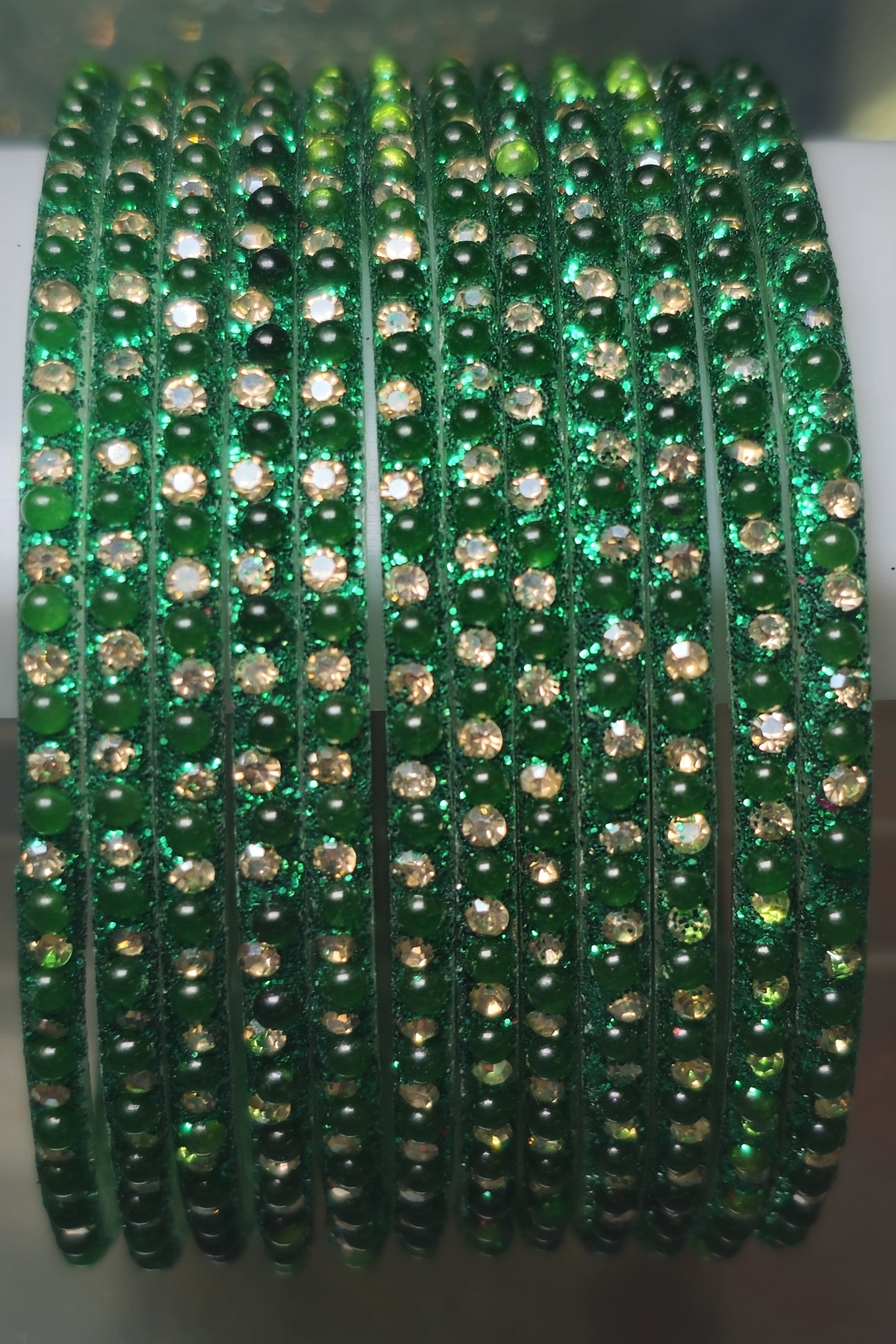 Vinveli Glass Bangle (Dozen - 12 Bangle)
