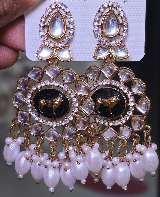 Lion Design Fashion Earring