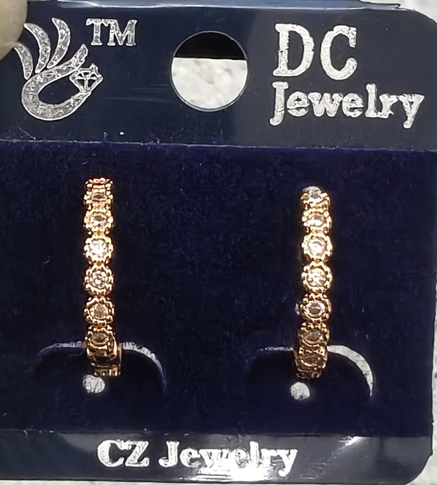 AD GOLD POLISH HOOP EARRING