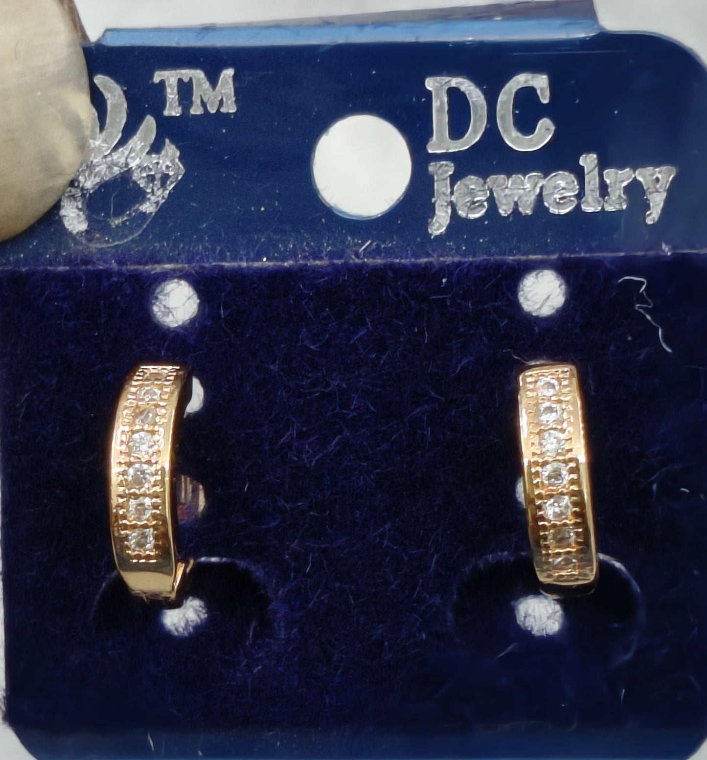 AD GOLD POLISH HOOP EARRING