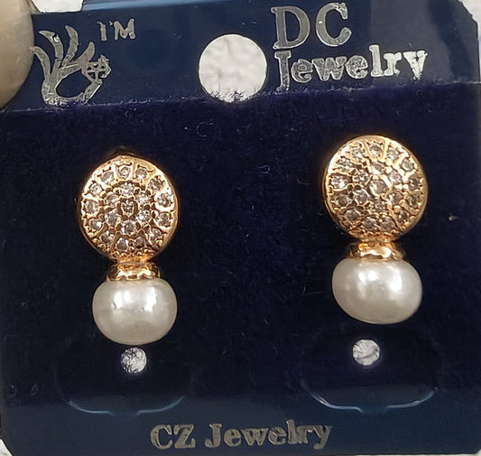 AD GOLD POLISH PEARL TOPS EARRING