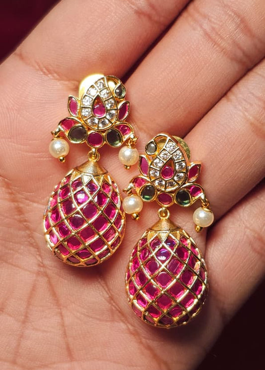 Jadau Kundan Premium Earrings Jhumka Set