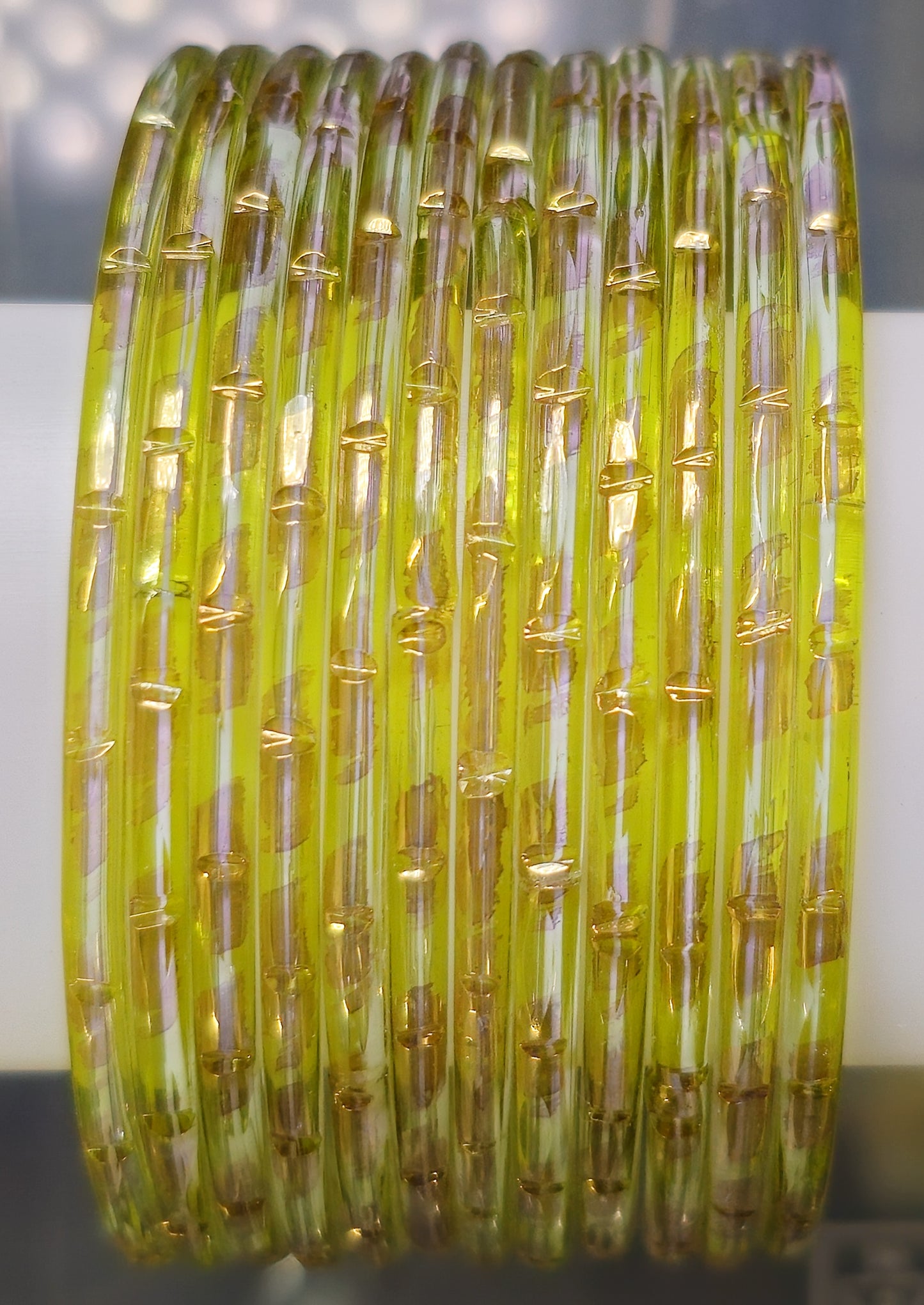Cutting Design Gold Touch Glass Bangle (Dozen - 12 Bangle)